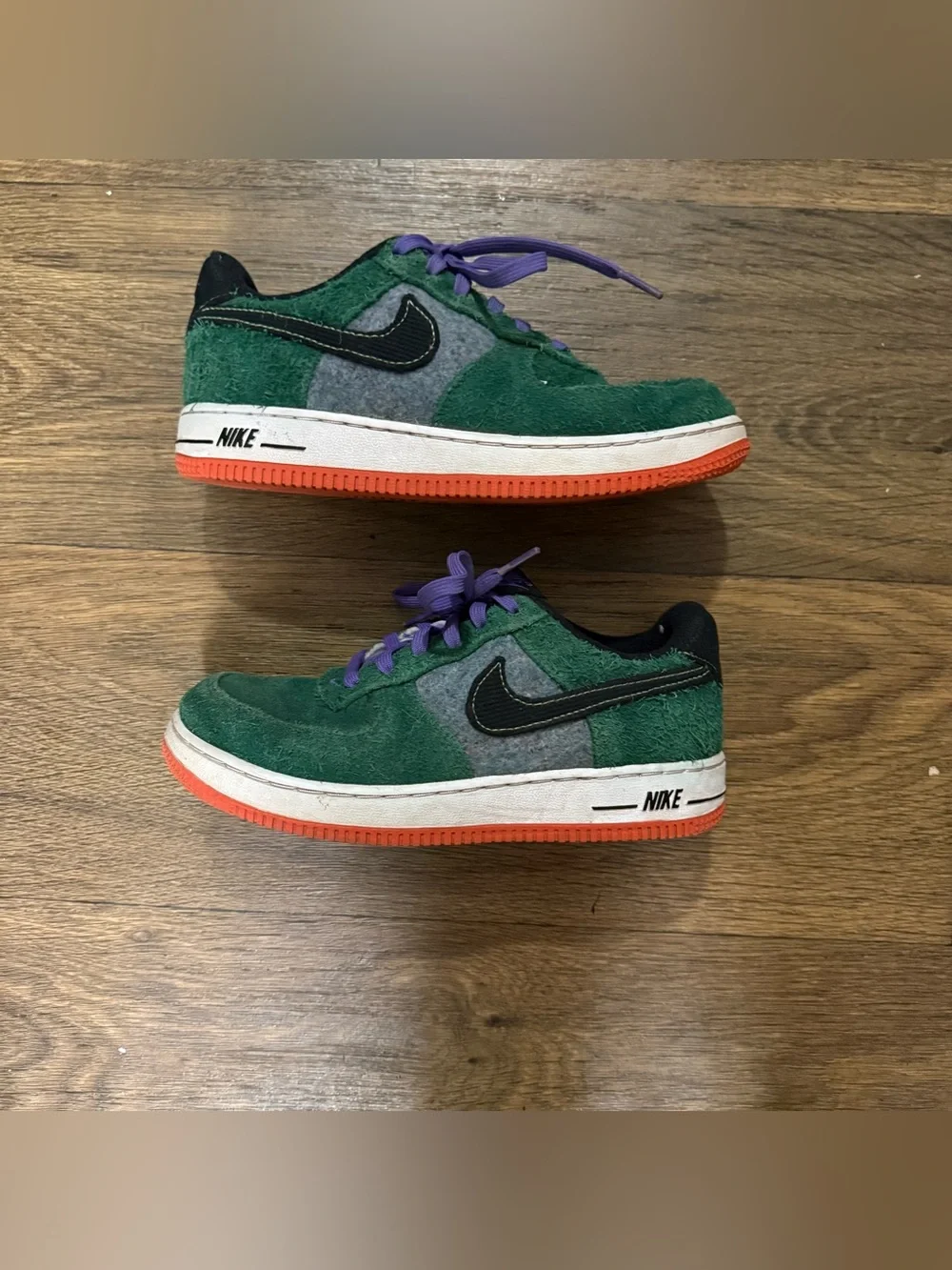 Nike Air Force 1 Low Size 2.5Y in green, gray, black, purple and orange
